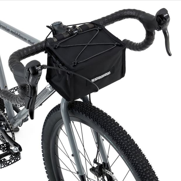 네이버후드 핸들백