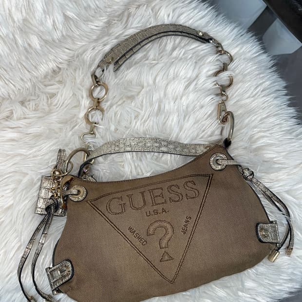 Guess beige key ring shoulder bag