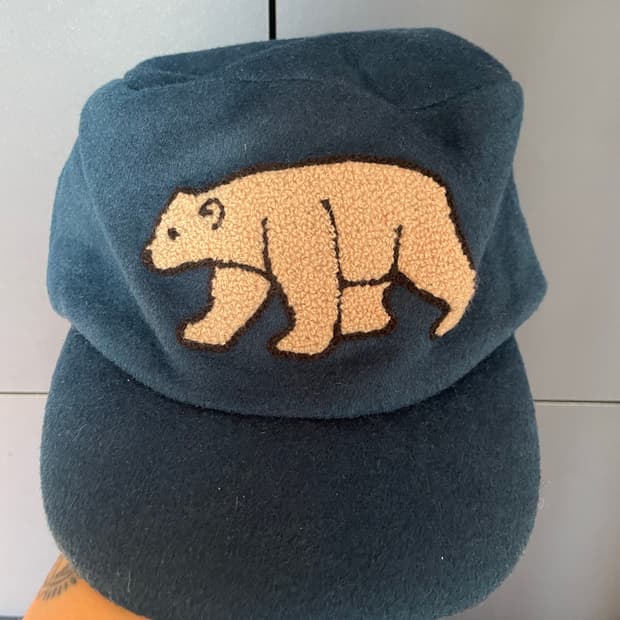 북극곰 패치 플리스 뮤트 네이비 와이드 캡