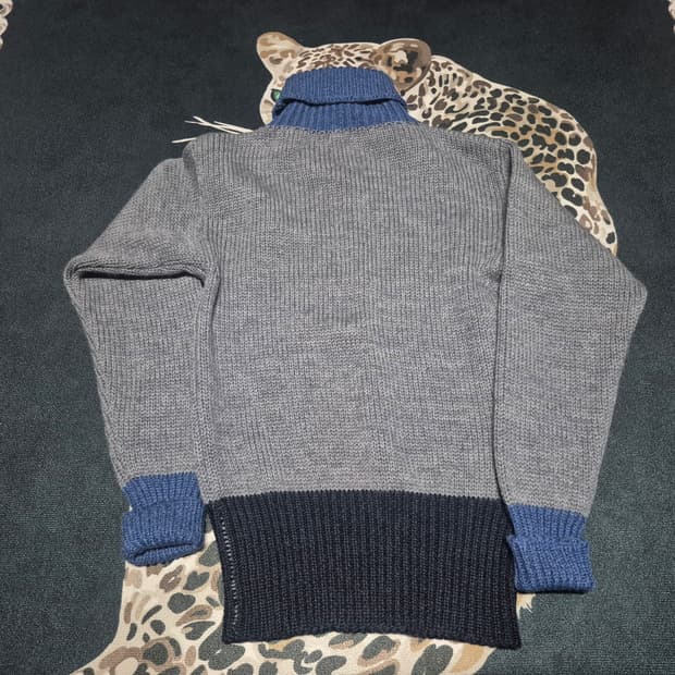 나이젤 카본 롤 넥 니트 스웨터 46 정품