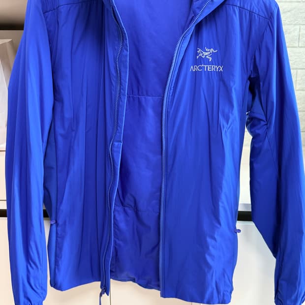 아크테릭스 아톰 후디 파란색 S 남자