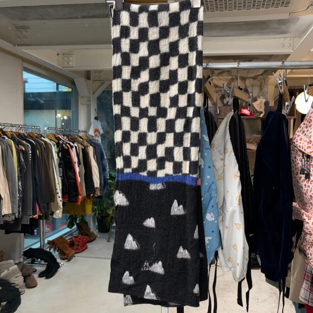 츠모리 치사토 체커보드 머플러