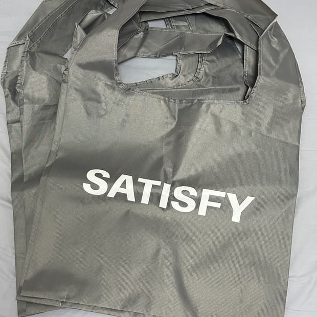 새상품) SATISFY 세티스파이 토트백 가방