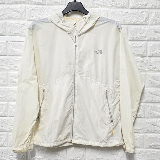 택포) 노스페이스 바람막이 100