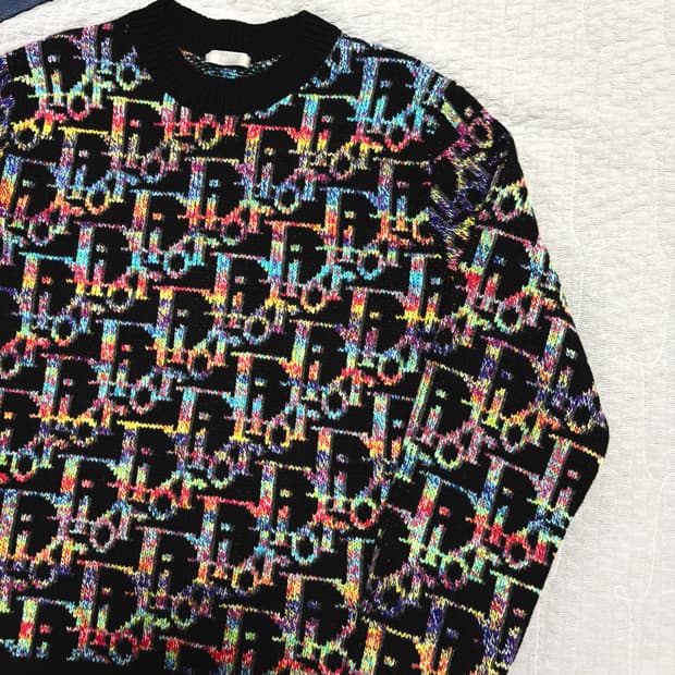 디올 오블리크 니트