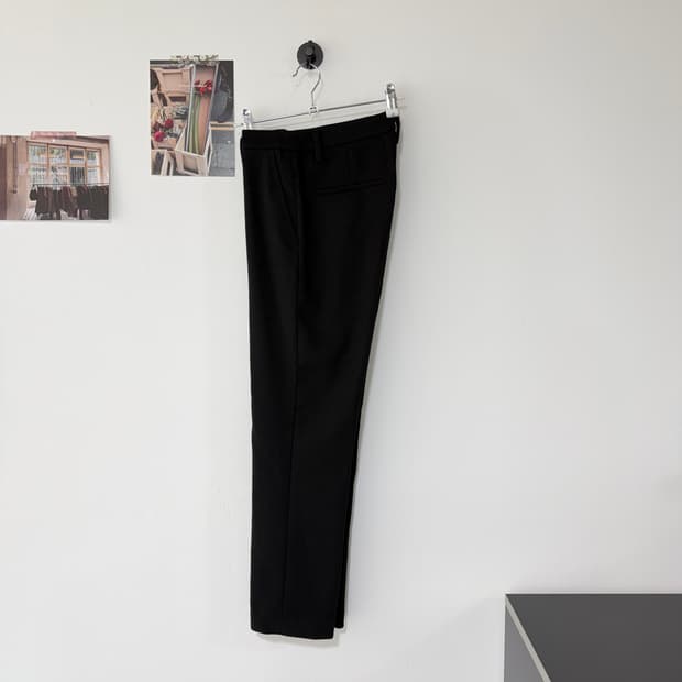 [26] 한섬 타임 울 슬랙스 블랙