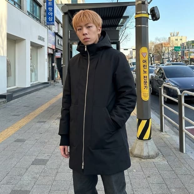 크리스반아쉐 후드 니트소매 레이어드 울 피코트