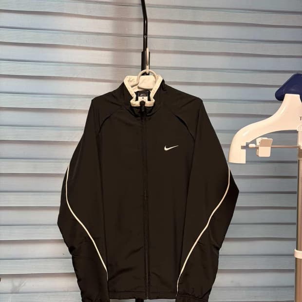 나이키 드라이핏 바람막이 자켓