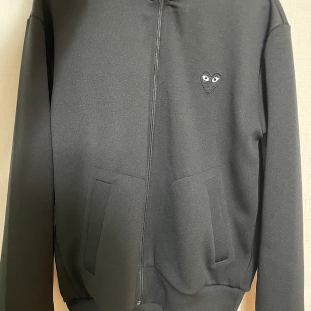 꼼데가르송 플레이 빅 하트 블랙 집업