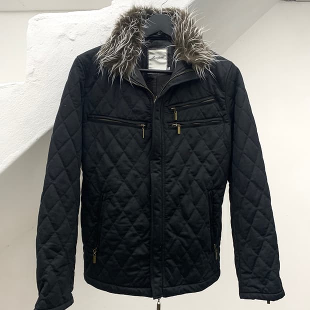 V-kei mood fur qualted padding  