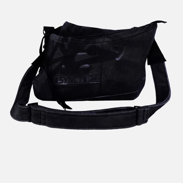 에이시네틱스 crashed car bag 크로스백 숄더백