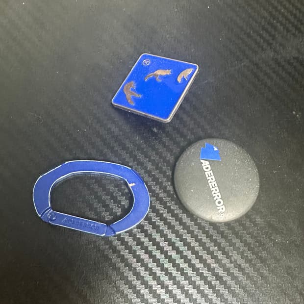 아더에러 키링 뱃지 등등 판매