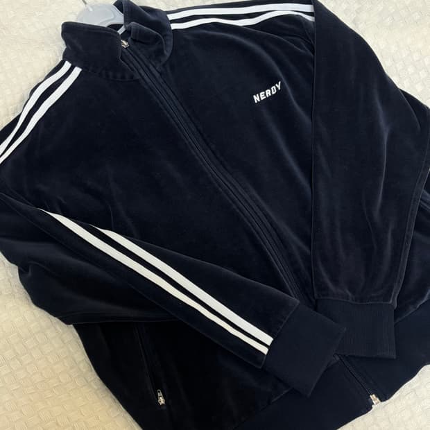 널디 벨벳 져지 탑 네이비