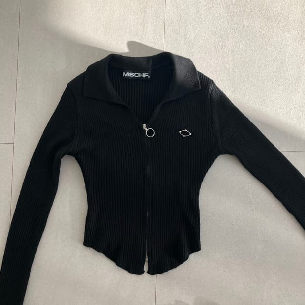 미스치프 블랙 니트 집업 탑
