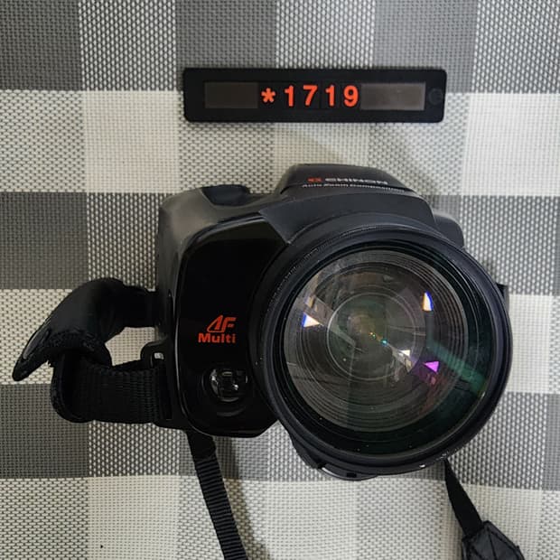 치논 제네시스 3 필름카메라