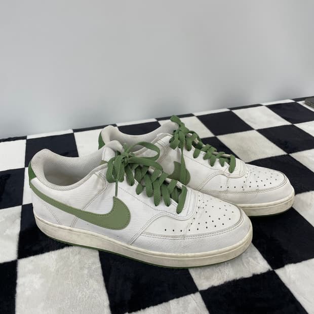 나이키 코트 비전 로우 화이트 그린 스니커즈 285mm