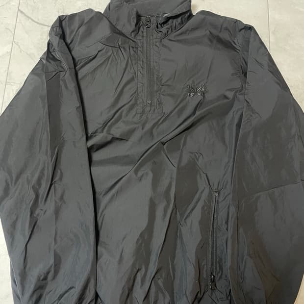 니들스 스튜디어스 콜라보 아노락 팝니다