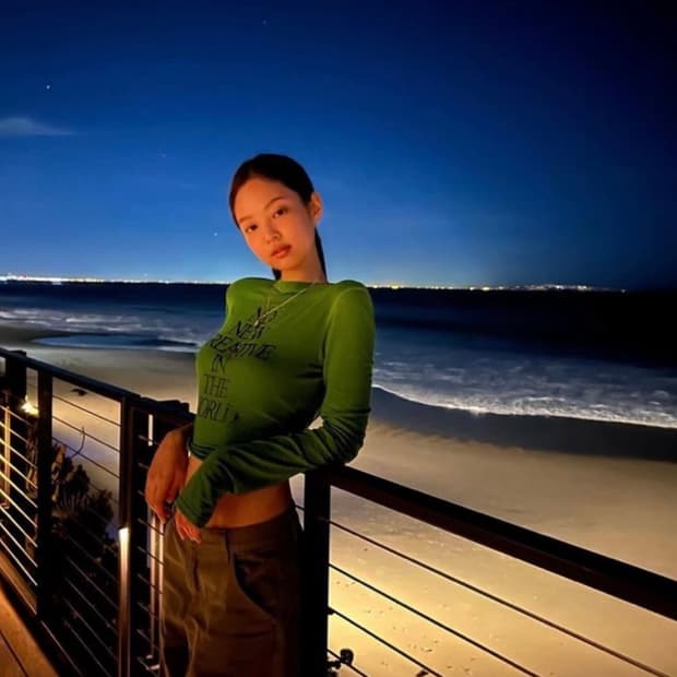 Current NEW CREATIVE LONG SLEEVE TEE