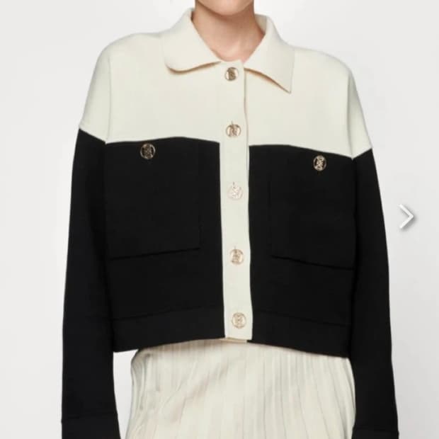 산드로 투톤 배색 카라 가디건 골드버튼 1사이즈