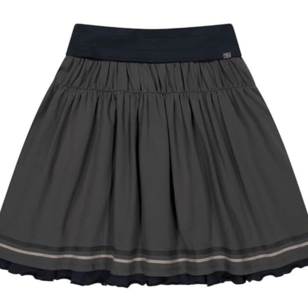 코이세이오 브라이스 스커트 차콜 사이즈1 팝니다