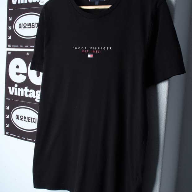 (L-XL) 타미힐피거 반팔 티셔츠 스몰로고 블랙 올드스쿨-H31961