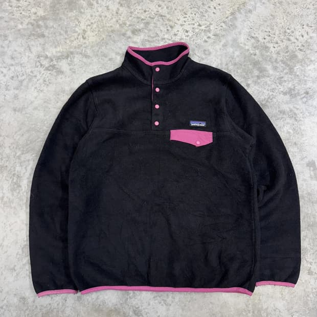 10s 파타고니아 신칠라 스냅-T 블랙/핑크