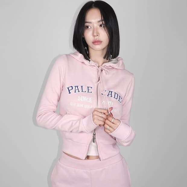 (새상품) 페일제이드 2024 레트로 패치 후드집업 핑크
