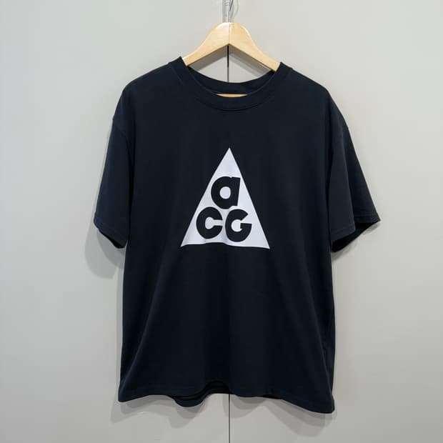 나이키 acg 반팔티