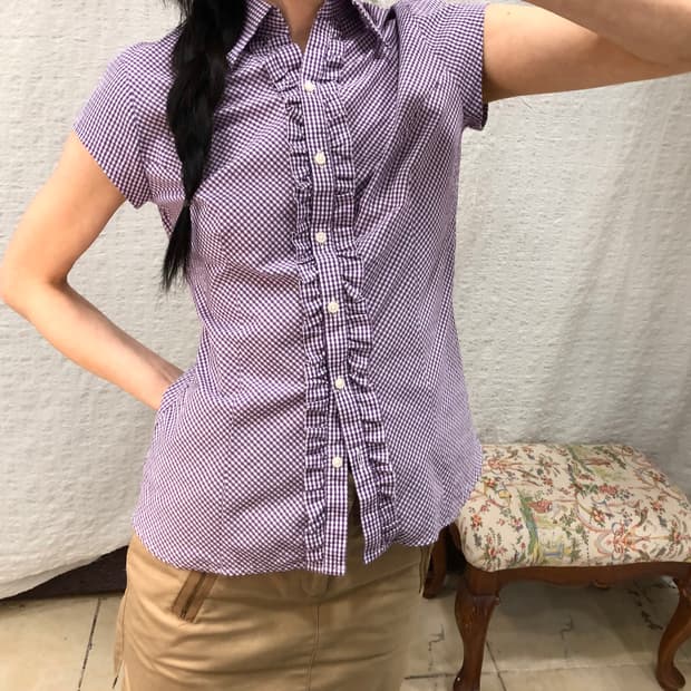 Purple check pattern shirts