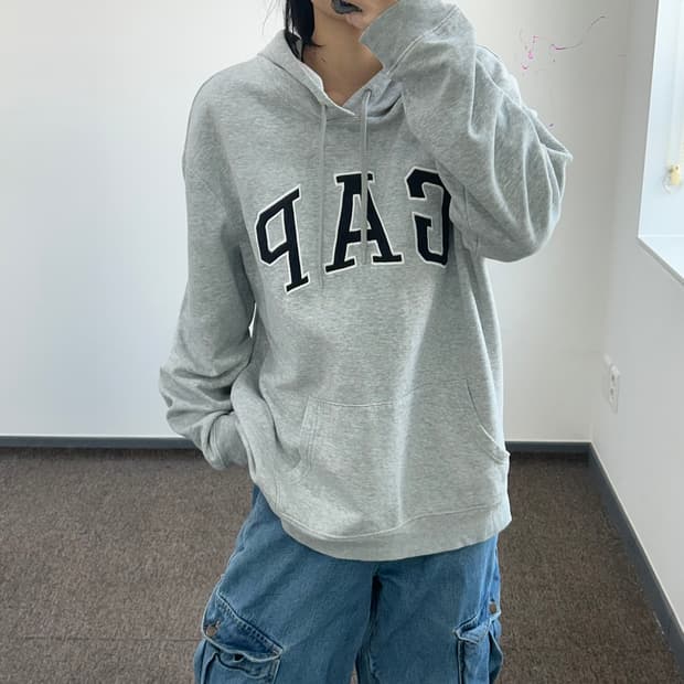 Gap 갭 블랙 로고 그레이 후드티