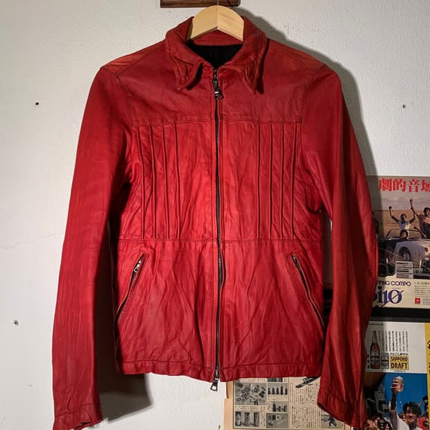 No id 레드 카우레더 자켓