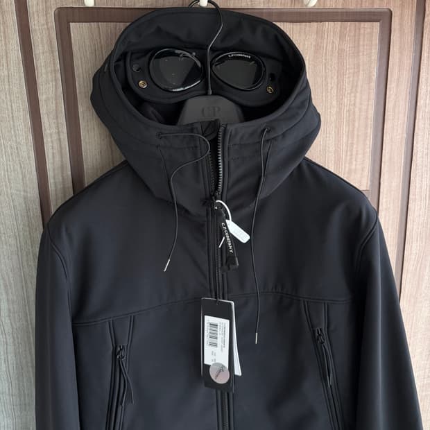 새상품(L)씨피컴퍼니 CP컴퍼니 고글 후드 쉘 자켓 블랙