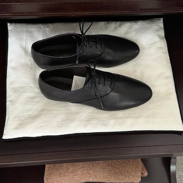 낫띵리튼슈즈! 얼바닉30 르메르 프라다 lfm 투티에 파사드패턴 로에베