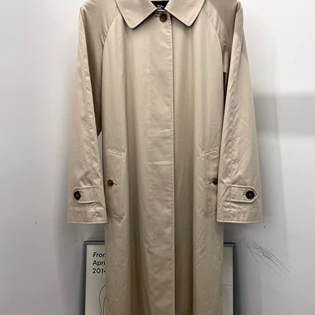 BURBERRY (L)