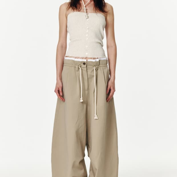 다이닛 베이지 팬츠 