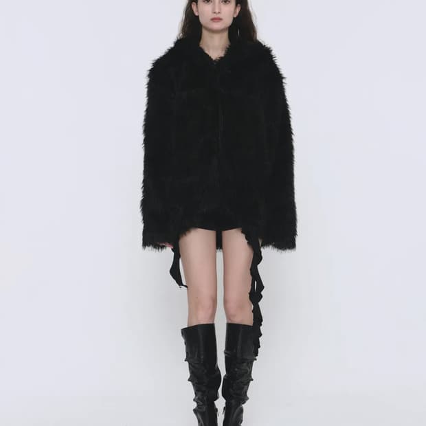 [새상품] 플레이스 스튜디오 컬리 부클 헤비 에코 소프트 퍼 하프 후드 