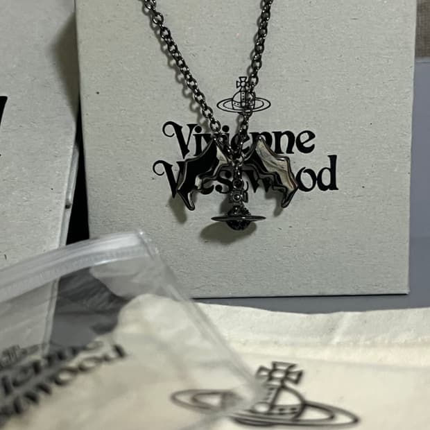 비비안웨스트우드 박쥐