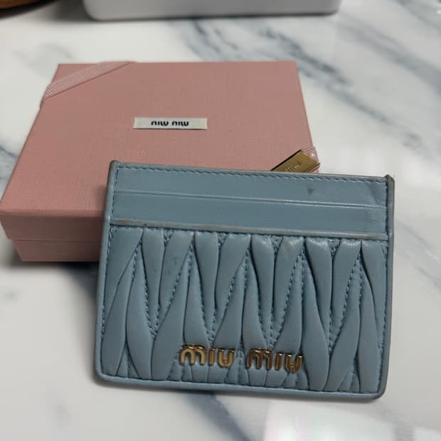 미우미우 카드지갑 콘플라워 블루