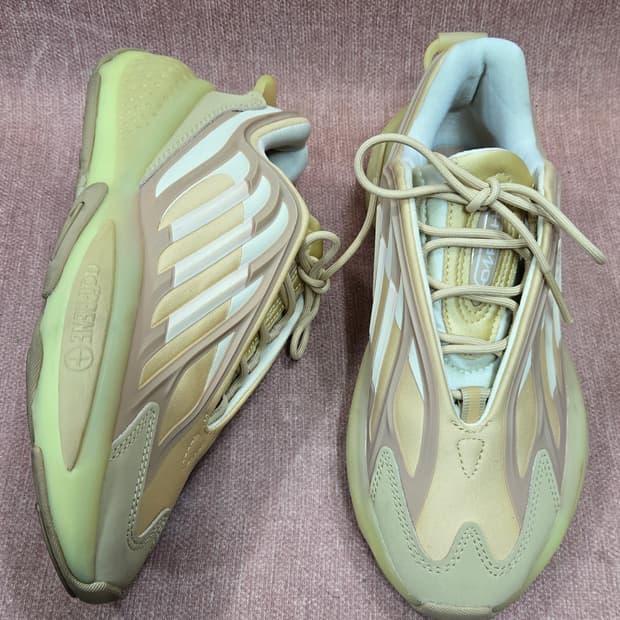 아디다스 일회착용 235mm-  오즈라 샌드 베이지 스니커즈 