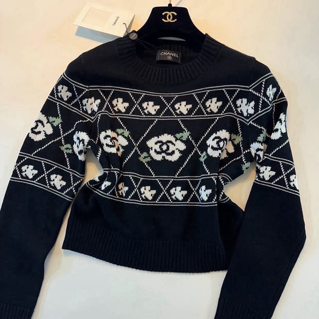 (새상품)샤넬니트