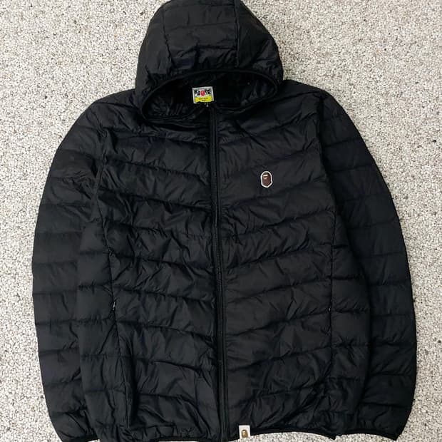 베이프 블랙 후드 경량 패딩