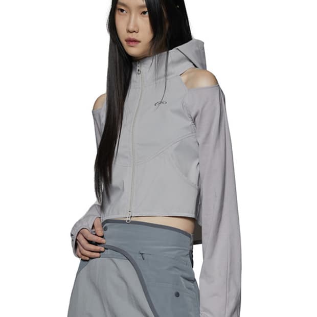 아트오브필드 OFF-SHOULDER HOODED JACKET