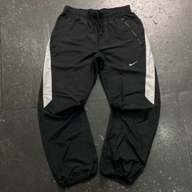 105 나이키 나일론 팬츠