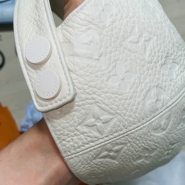 루이비통 버질 모노그램 레더 스냅백 mp2321  19ss 1.0