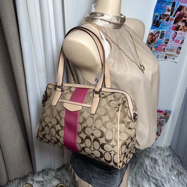 Coach 코치 핑크 베이지 숄더백