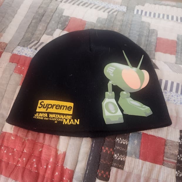 슈프림 × 준야 와타나베 맨 로봇 비니