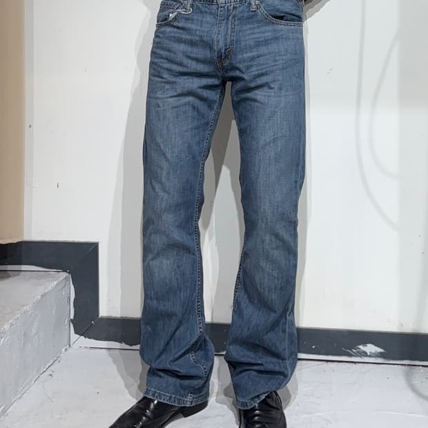 Levi’s 527 부츠컷 카우보이 데님 팬츠