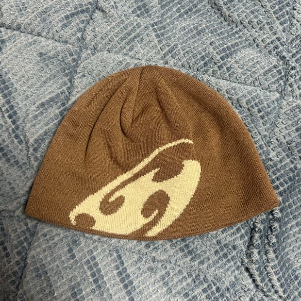 산산기어 22FW 비니