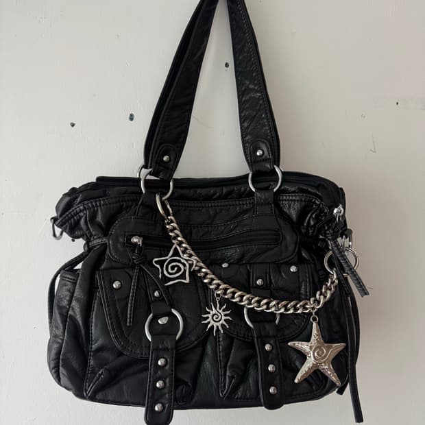 투포켓 스터드 빈티지무드 레더 숄더 크로스백