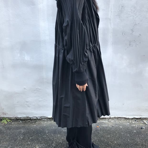 이세이미야케 플리츠 코트